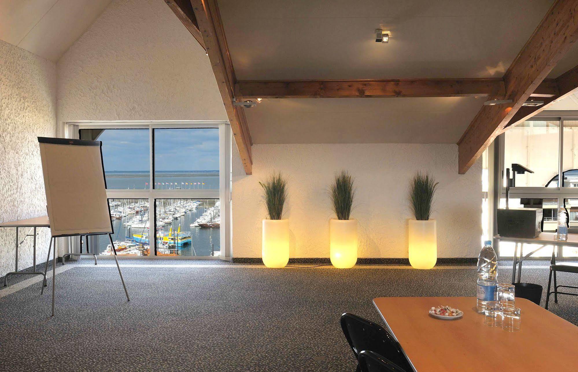 Hotel Le Nautic อาร์กาชง ภายนอก รูปภาพ